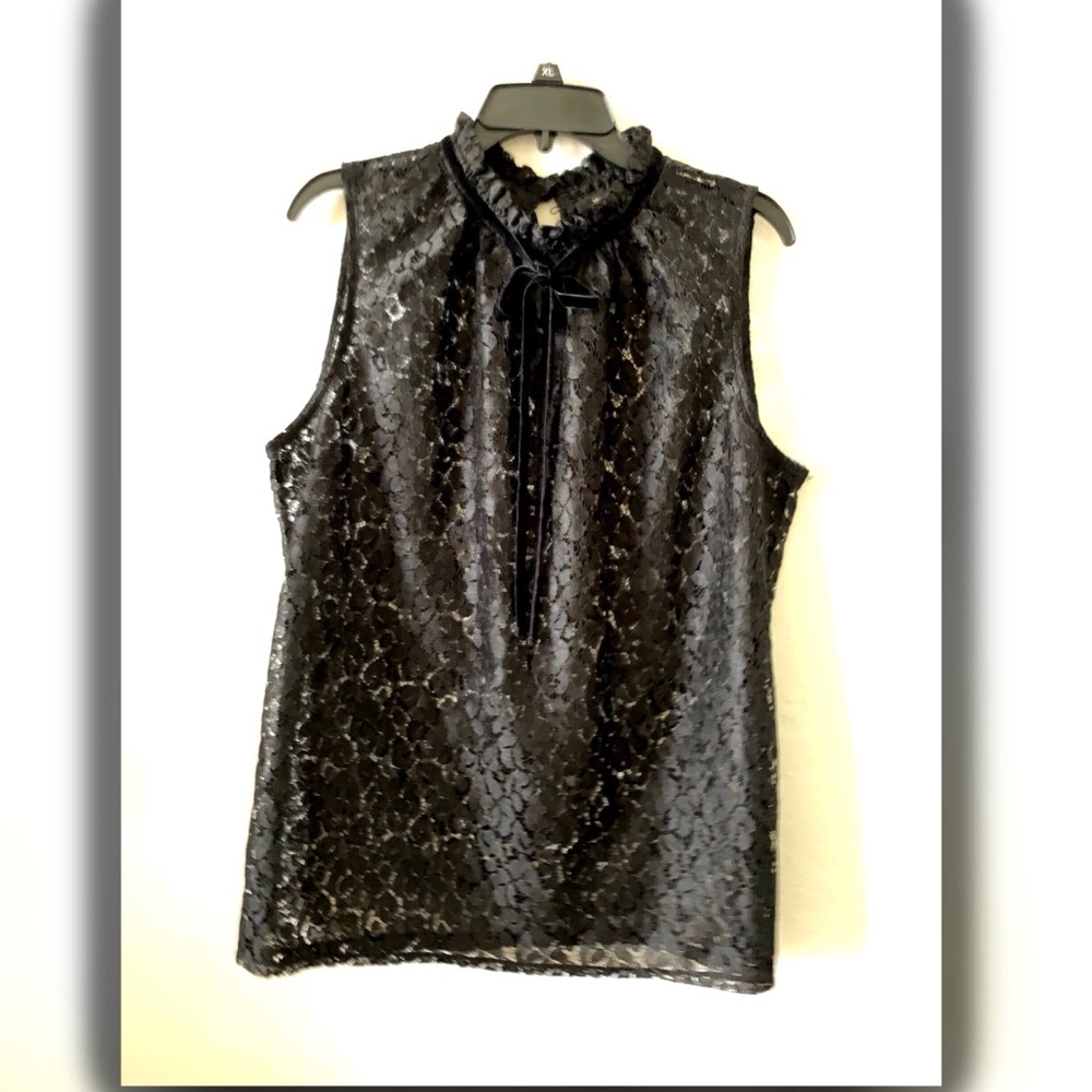 Turtle Neck Lace vest